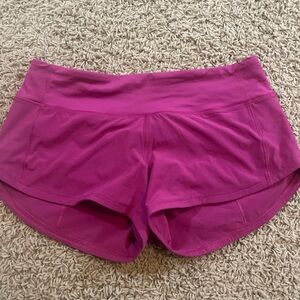 NEW lululemon Magenta Speed Up Low Rise Shorts, Size 4, 2.5